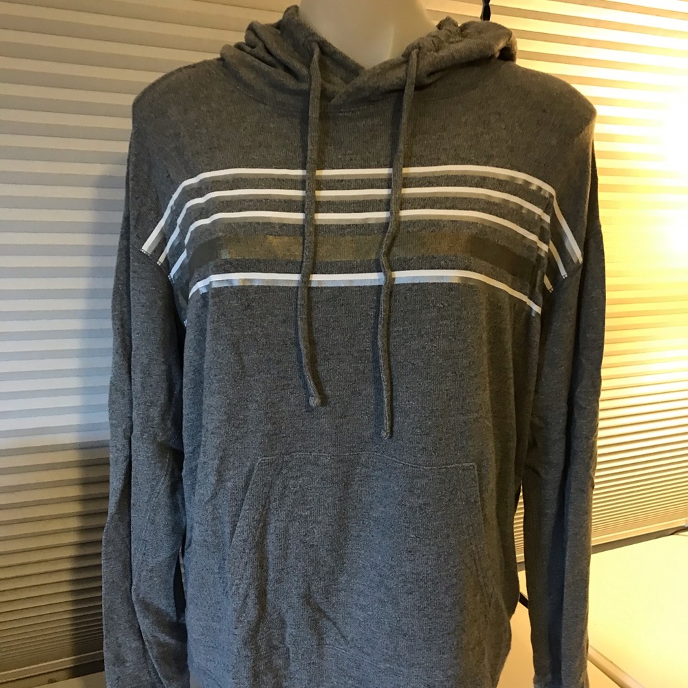Gap lightweight pullover Small